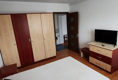 Apartament cu 2 camere semidecomandat în 13 Septembrie - 2