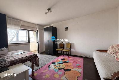 Apartament cu 4 camere decomandat în Dacia - 4