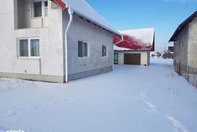 Casă cu 4 camere în Vicovu de Sus - 12