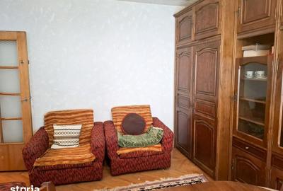 Apartament cu 3 camere decomandat în Nord - 1
