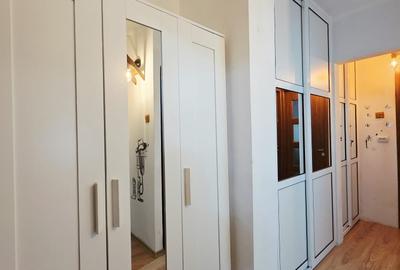 Apartament cu 2 camere decomandat în - 7