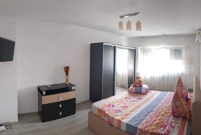 Apartament cu 3 camere decomandat în Central - 4