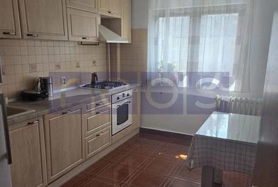 Apartament cu 3 camere în Dristor
