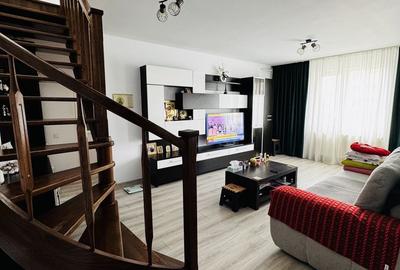 Apartament cu 4 camere decomandat, mobilat în Central