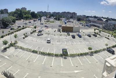Apartament cu 3 camere semidecomandat în Gara