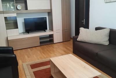 Apartament cu 2 camere semidecomandat, mobilat în Iancului