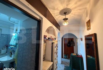 Apartament cu 3 camere semidecomandat în Craiovița Nouă - 12