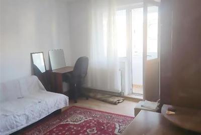 Apartament cu 2 camere semidecomandat, mobilat în Vlahuță