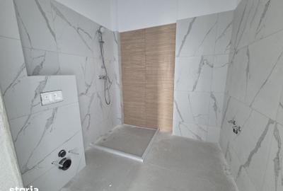 Apartament cu 4 camere în Colentina