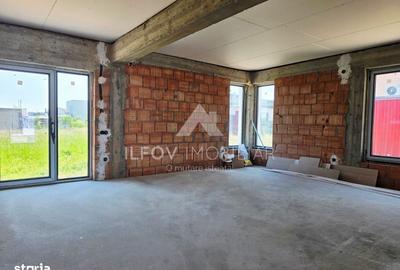 Casă cu 4 camere decomandat în Dumbrăveni - 3