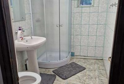 Apartament cu 3 camere decomandat în Traian