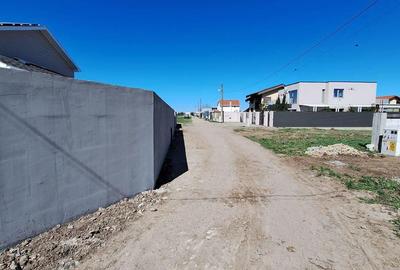 Teren de 1000 mp, în Km 5