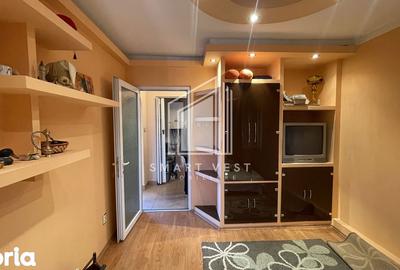 Apartament cu 2 camere semidecomandat în Micro 14 - 15