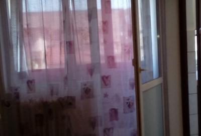 Garsoniera-libera 1 octombrie Dristor 2 - 13