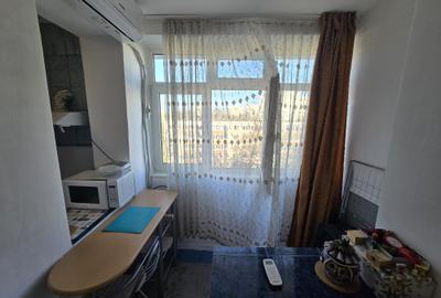 Garsonieră semidecomandată, mobilată în Titan - 5