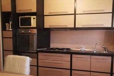 3 camere zona Stefan cel Mare - 3