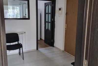 Apartament 3 camere de inchiriat in Tei - 4