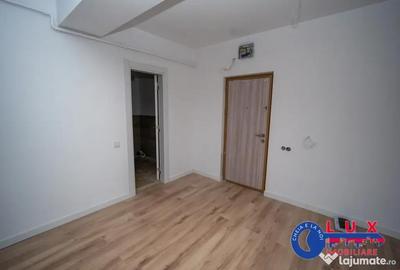 Apartament cu 2 camere semidecomandat în E3 - 9