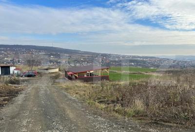 Teren de 628 mp, în Iris