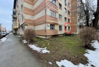 Apartament 3 camere Zimnicea parter, cel mai mic pret mp , bun pentru investitii - 4