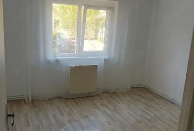 Apartament cu 2 camere decomandat în Central - 1