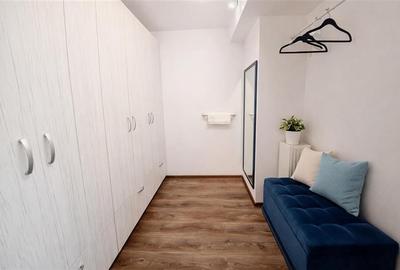 Apartament cu 3 camere decomandat, mobilat în Tractorul - 10