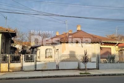 Casă individuală cu 3 camere cu Teren 253 Mp în Central - 1