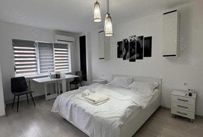 Garsonieră decomandată în Central - 1