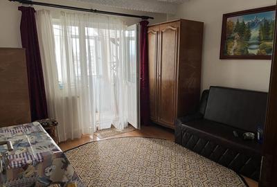 Apartament cu 3 camere semidecomandat în Central - 4