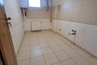 Apartament 2 camere decomandat, parcare, Dr Fermei, 10 min metrou Leonida - 2