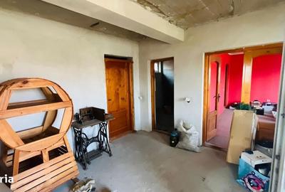 Casă cu 4 camere în Central - 5