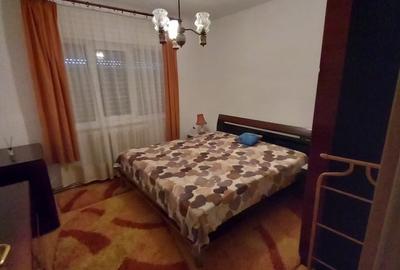 Proprietar dau spre închiriere ap.3 camere - 6