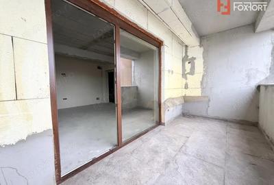 Apartament cu 4 camere decomandat în Dumbrăvița - 1