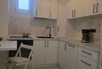 Garsonieră decomandată în Intim - 6