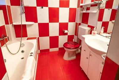 Apartament cu 3 camere decomandat în Mamaia - 2