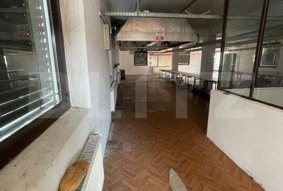 Casa cu 5 incaperi, 580mp, zona Carpati 1 - 7