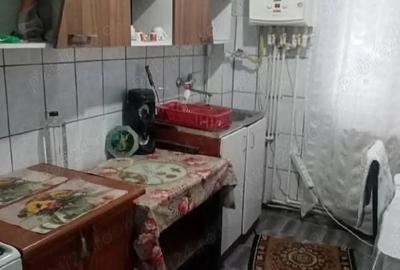 Garsonieră decomandată în Micro 4 - 5