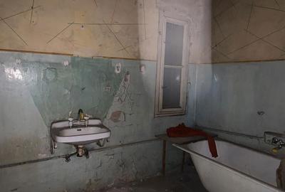 Apartament cu 3 camere decomandat în Central - 1