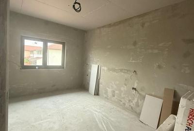 Duplex cu 4 camere cu Canalizare în Dumbrăvița - 11