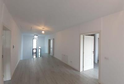 Casă cu 5 camere cu Teren 400 Mp în Lețcani - 11