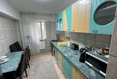 APARTAMENT 3 CAMERE-TOMIS 3 - 9