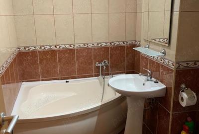 Apartament cu 3 camere decomandat în Lipovei - 4
