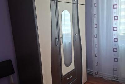 Apartament cu 2 camere semidecomandat, mobilat în Fetești-Gară - 7