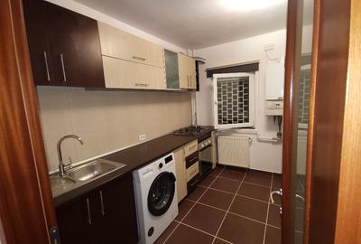 Proprietar, 3 camere, Nerva Traian, et. 2/8, centrală proprie 2025 - 2