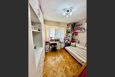 Apartament 2 camere, decomandat, zonă Torontal - 51 mp +3.52 mp balcon - 4