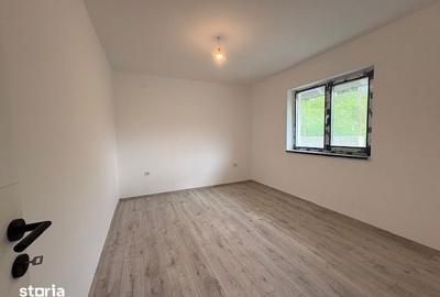 Casă cu 3 camere cu Teren 300 Mp în Bârnova - 3