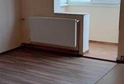 Apartament cu 2 camere semidecomandat în Tractorul