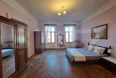 Apartament de vanzare, 6 camere, 182 mp, gradina comuna, Centrul Istoric Brasov - 1