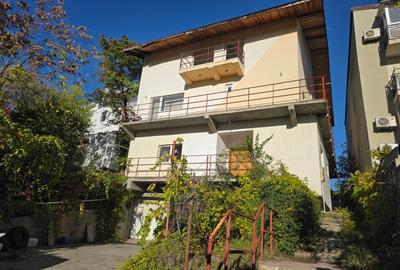 Dristor, Camil Ressu, 15 minute metrou, pe strada Ilioara - 1