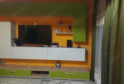 Inchiriere apartament 3 camere vedere superba spre Dunare, complet mobilat - 2